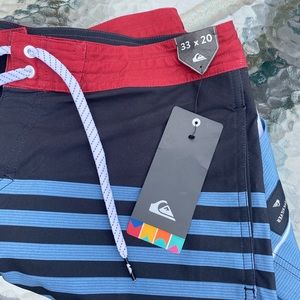 Quiksilver board shorts size 33x20